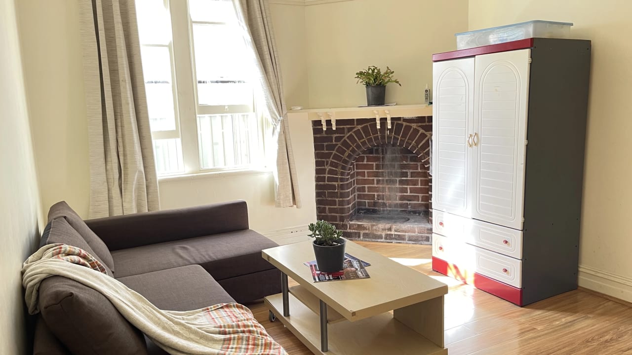 Furnished room in a share house
