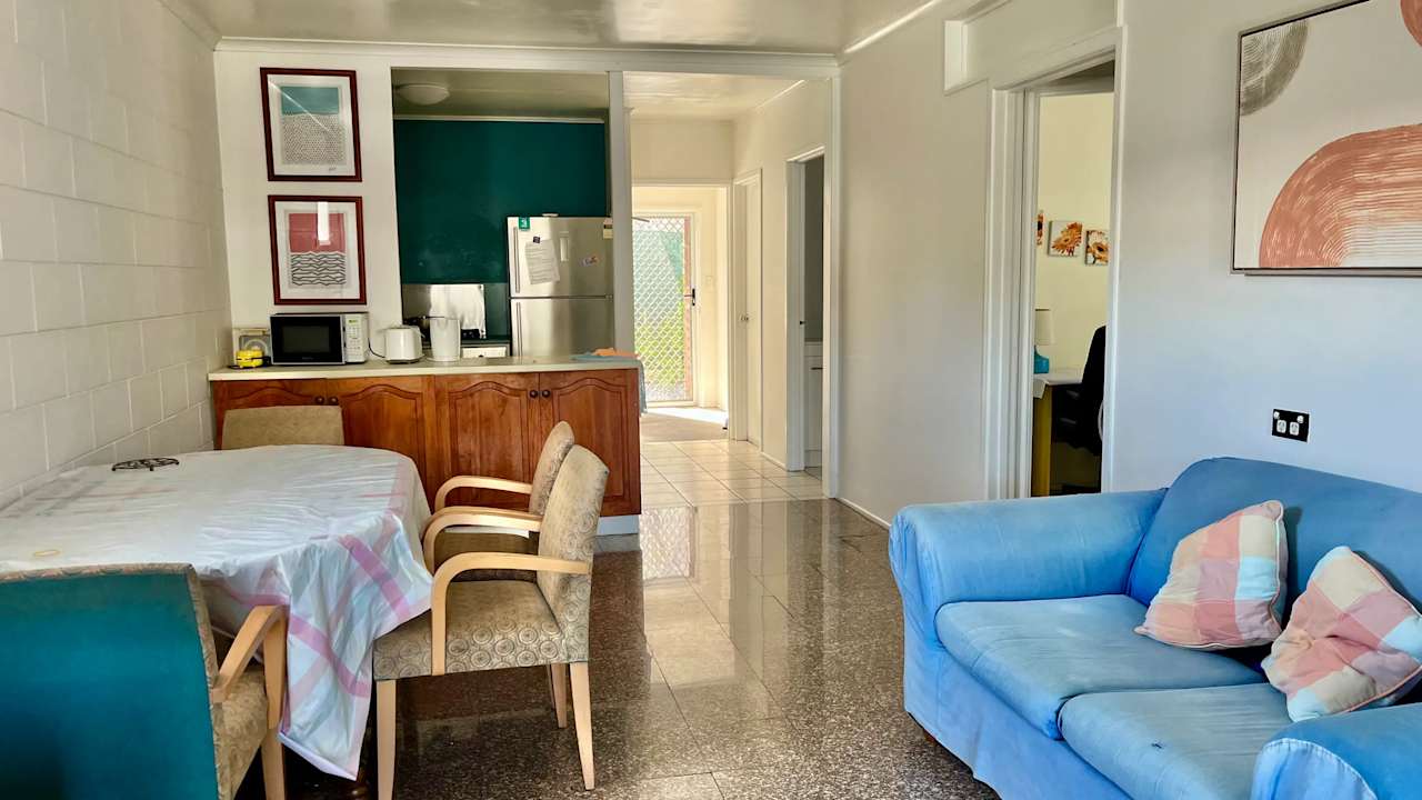 Furnished room in a share house