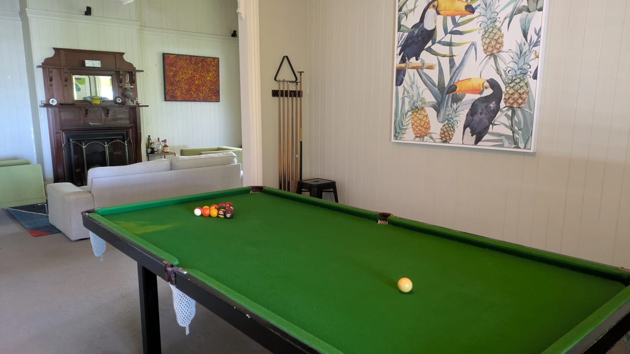 Room in a share house