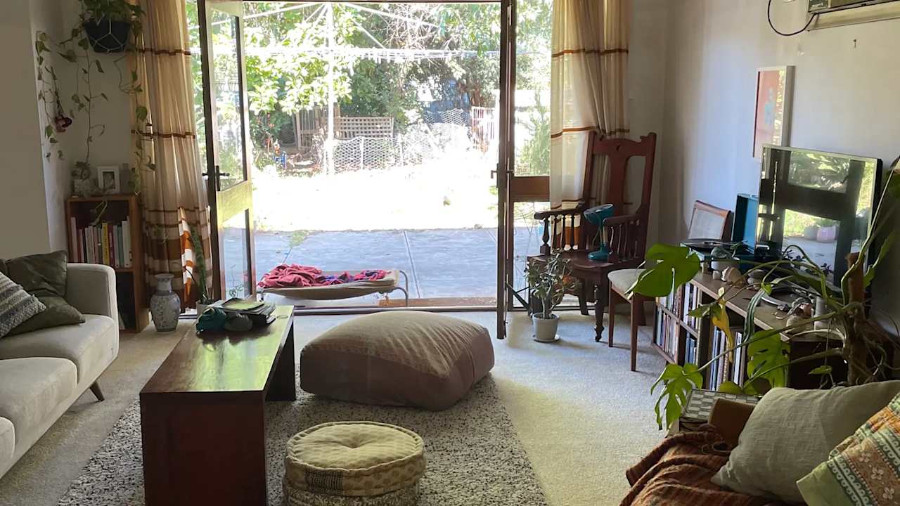 Unfurnished room in a share house