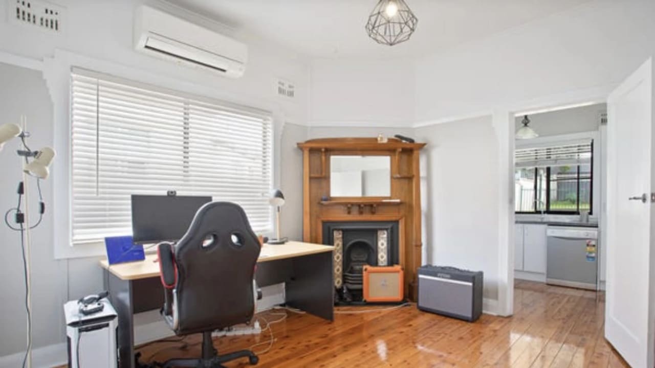 Whole property with 3 rooms for rent