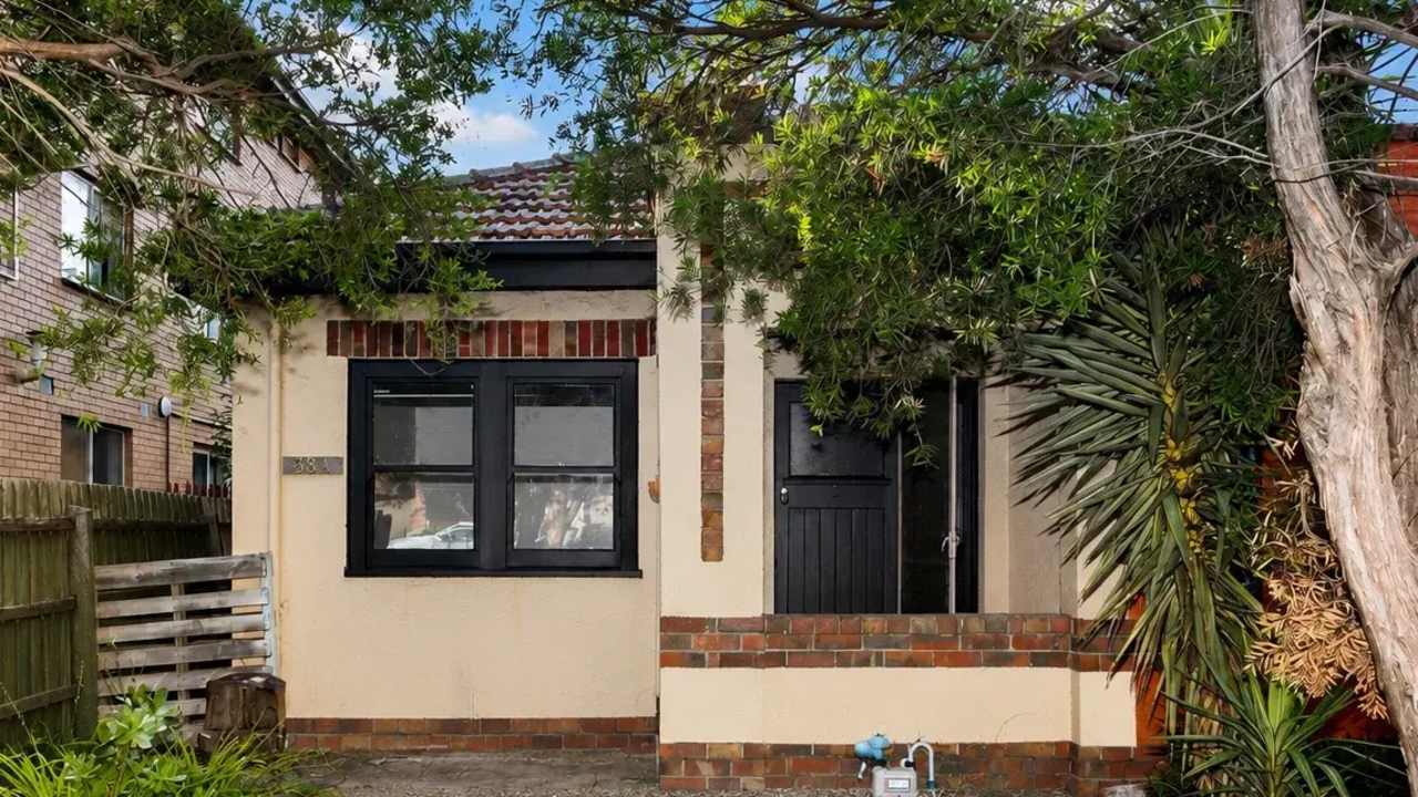 Whole property with 3 rooms for rent