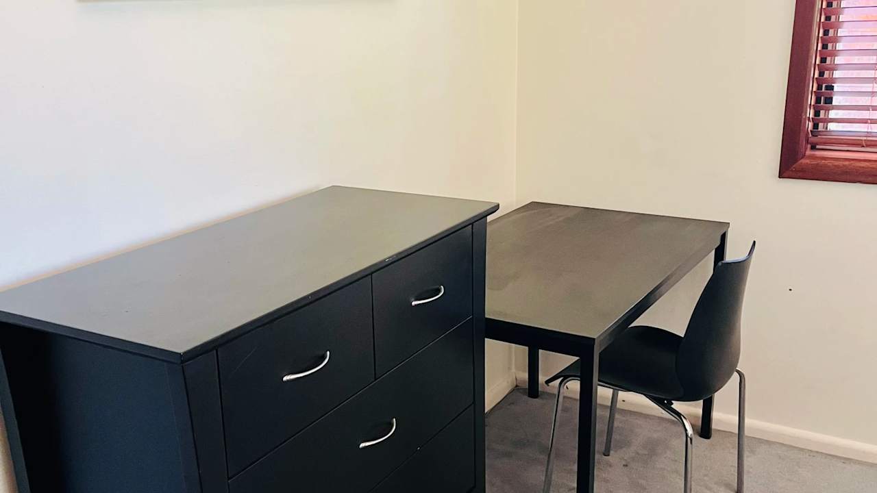 Furnished room in a share house