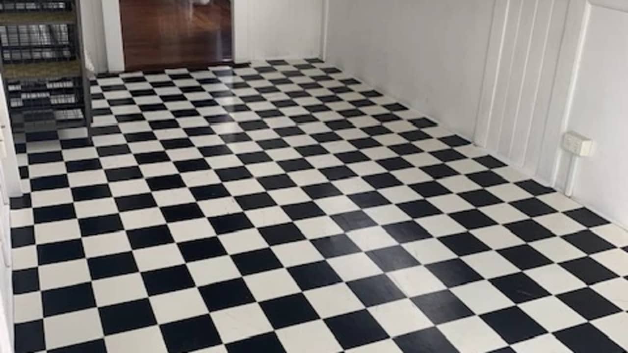 Whole property with 3 rooms for rent