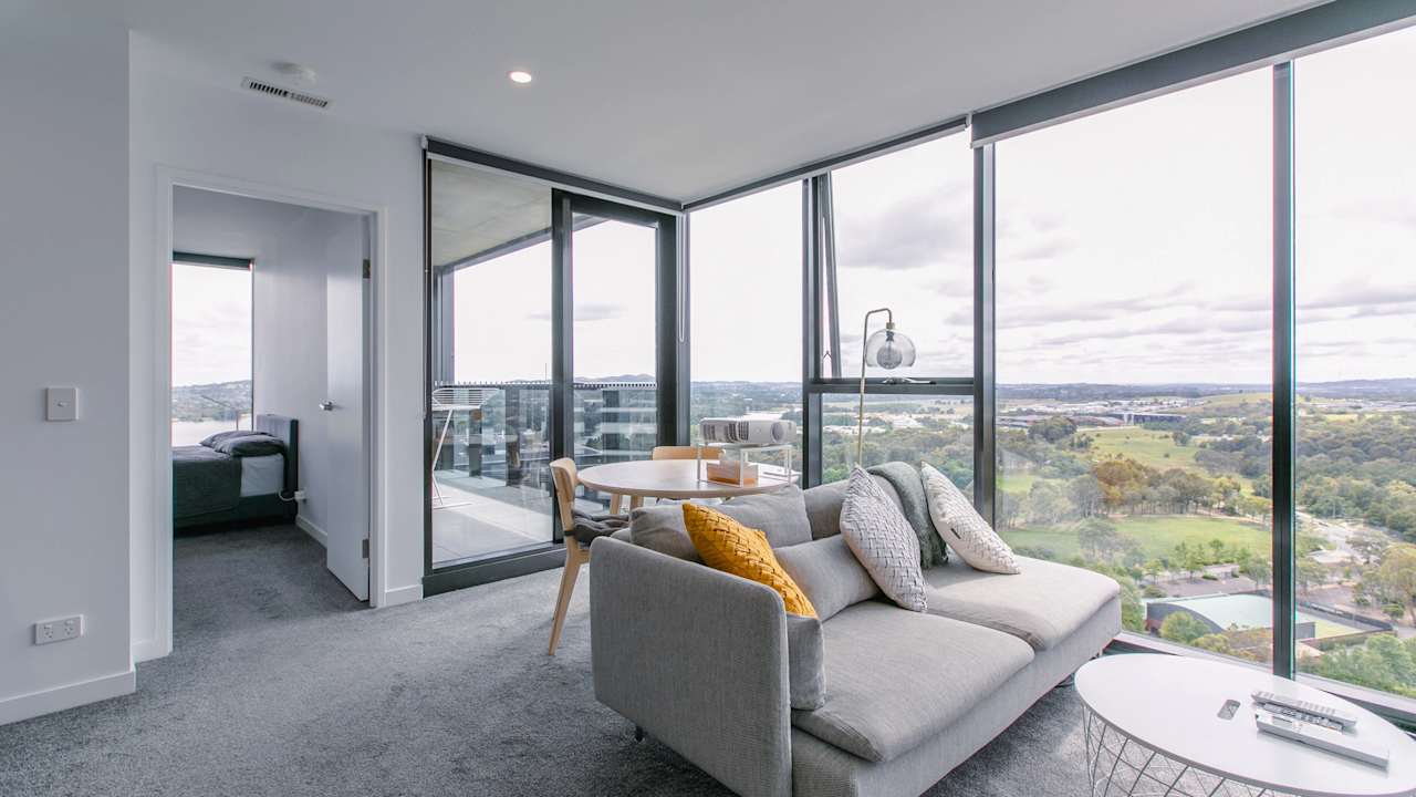 Furnished room with ensuite in a flatshare
