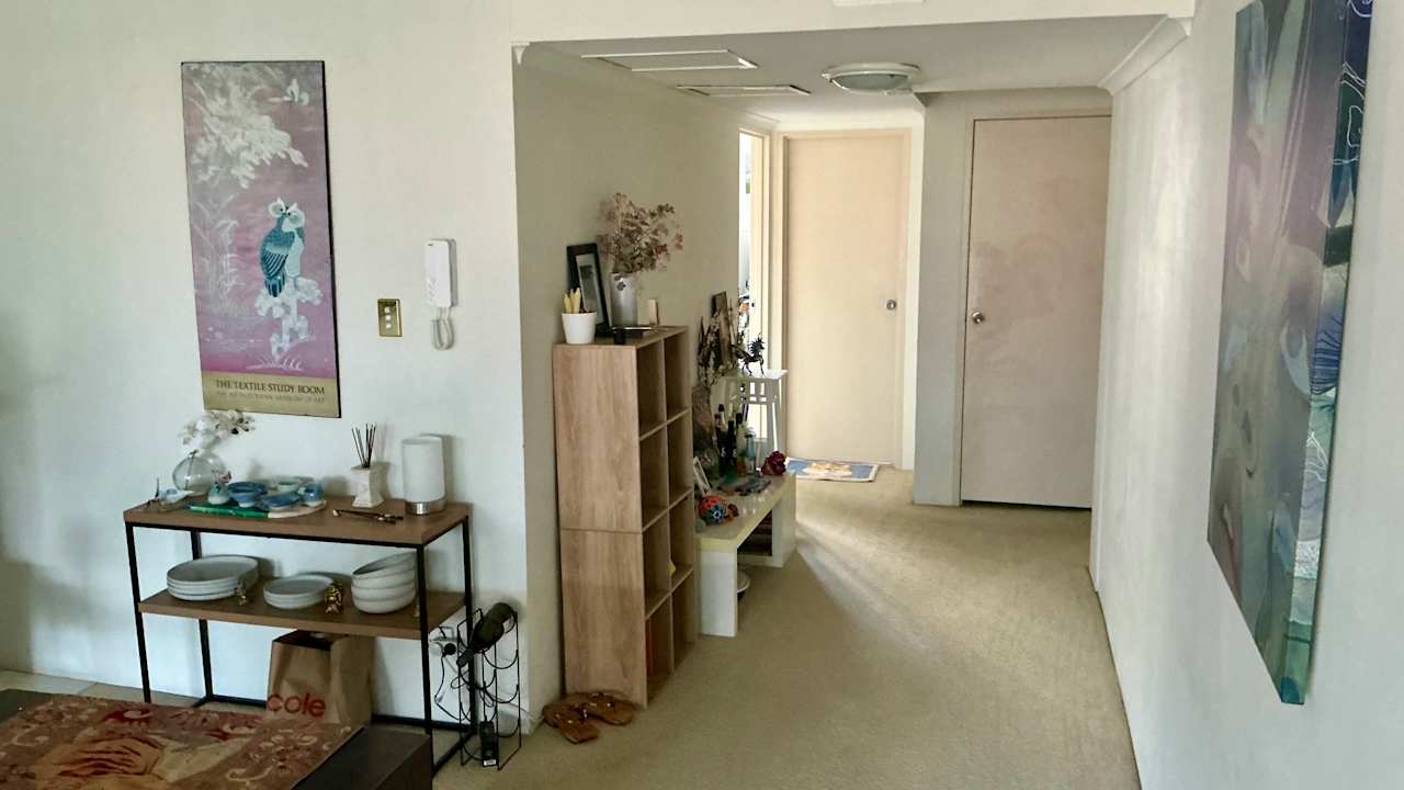 Unfurnished room with ensuite in a flatshare