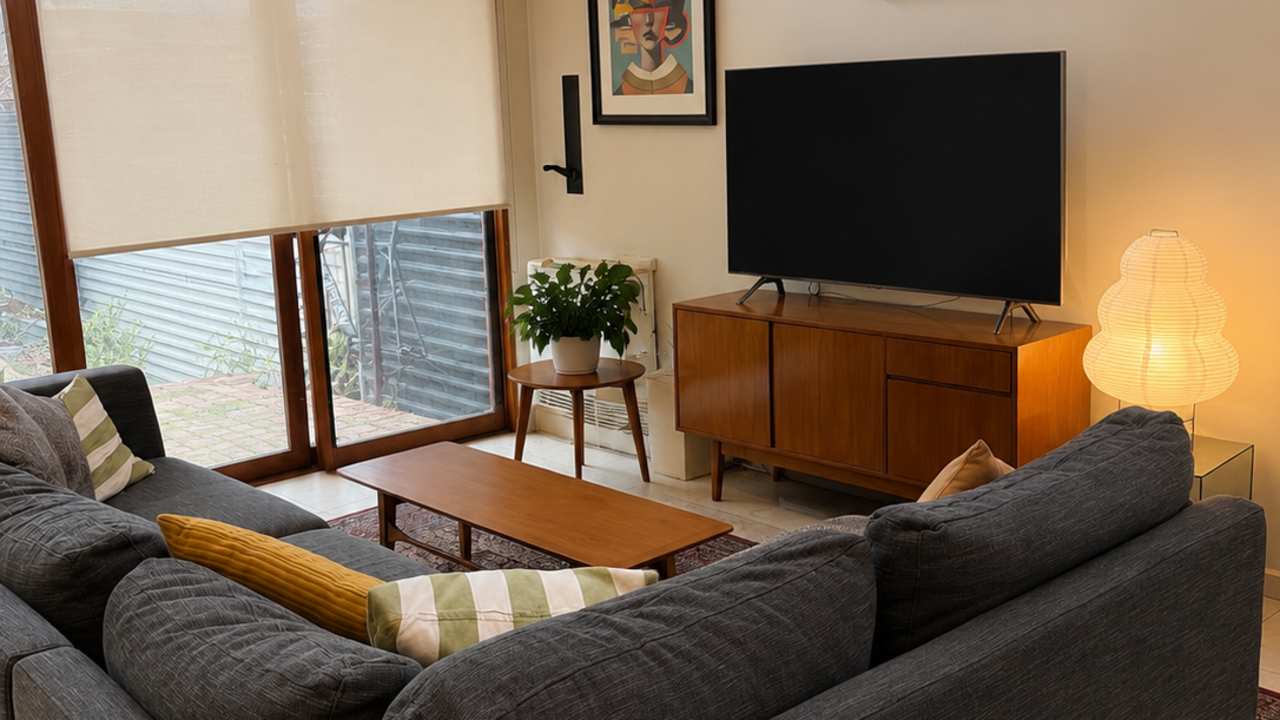 Unfurnished room in a share house