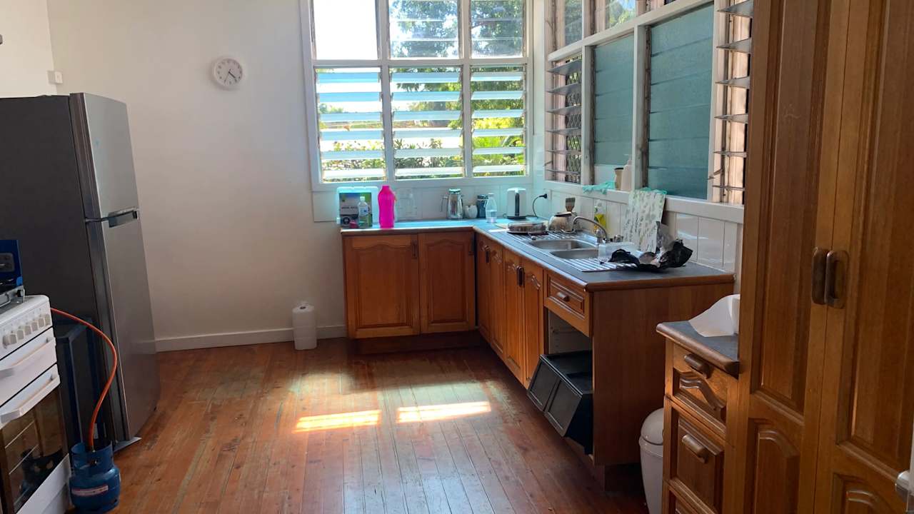 Whole property with 2 rooms for rent
