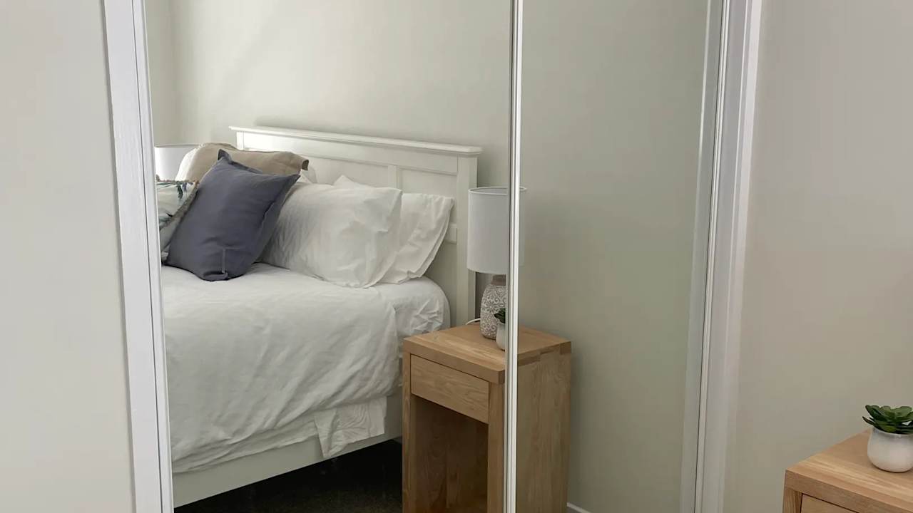 Furnished room with own bathroom