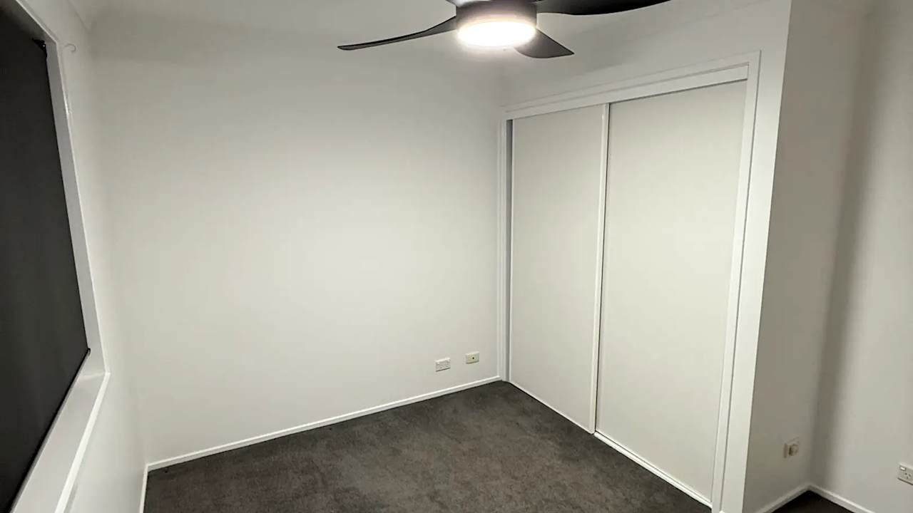 Unfurnished room in a share house