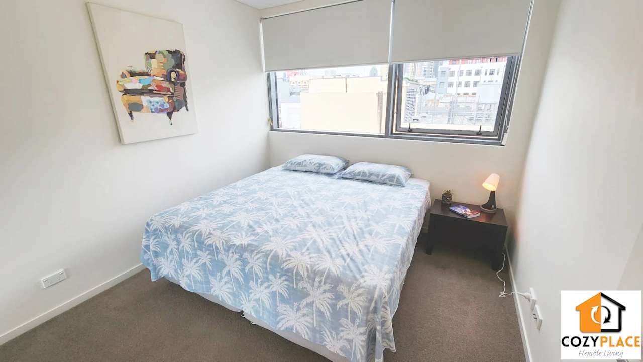 Furnished room with ensuite in a flatshare