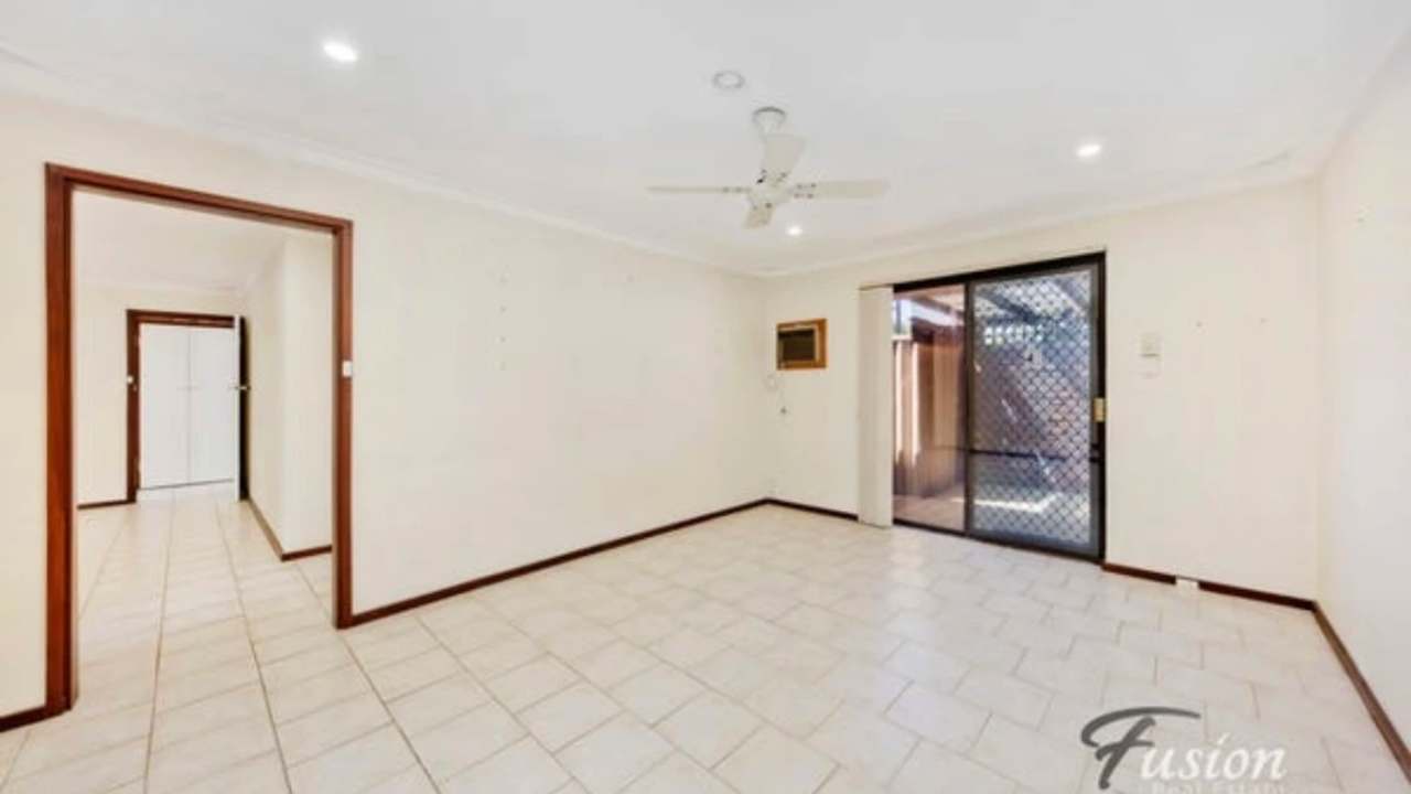 Unfurnished room in a share house