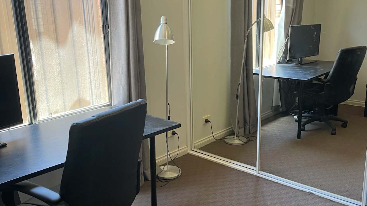 Furnished room in a share house