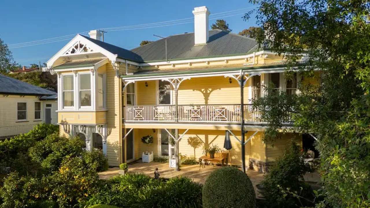 Room in a share house