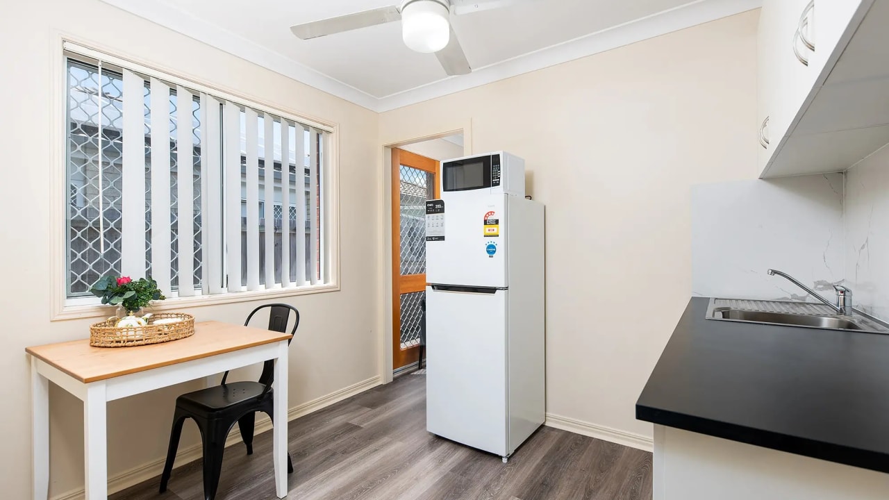 Furnished room granny flat for rent