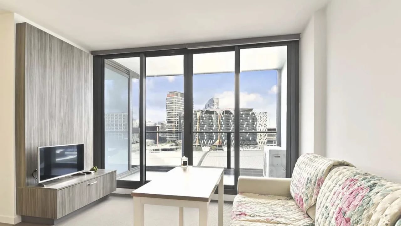 Furnished room with own bathroom