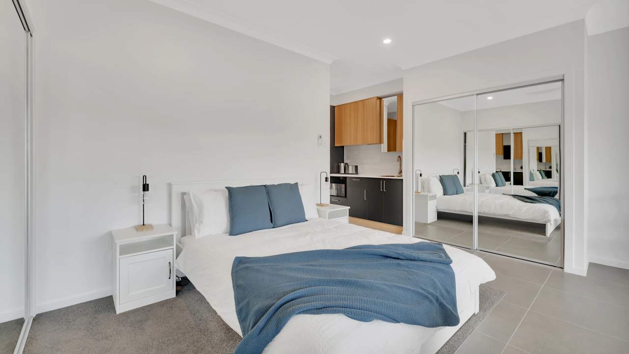 Furnished room with own bathroom