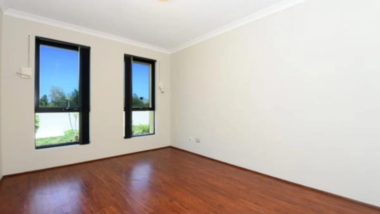 Unfurnished room in a share house