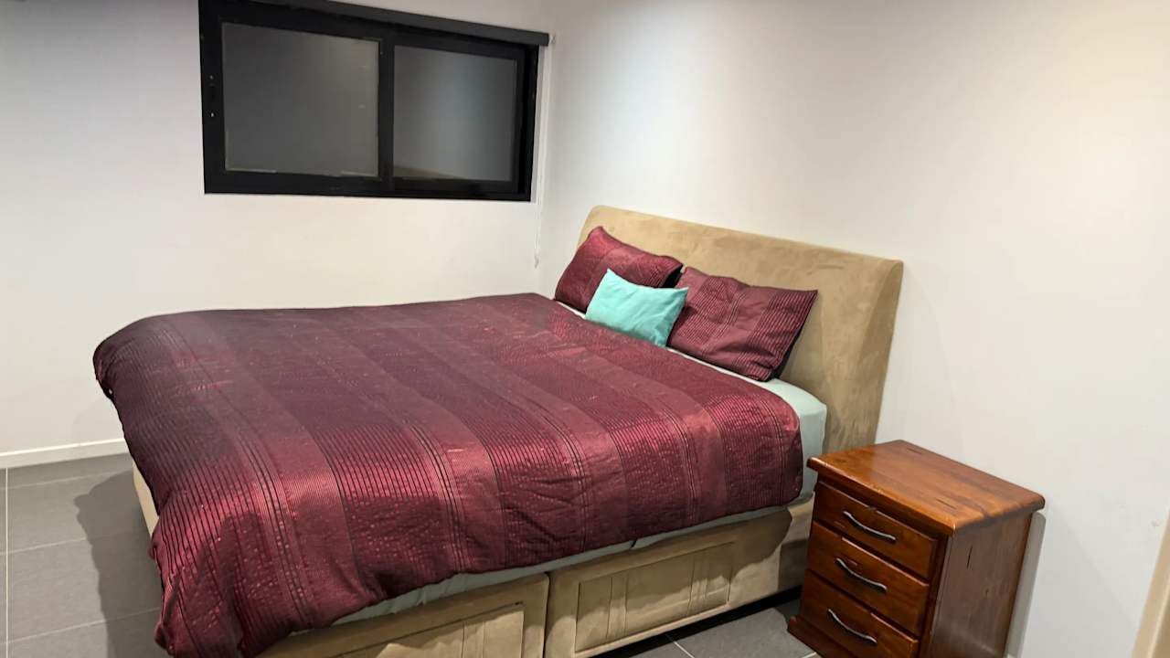 Furnished room with own bathroom