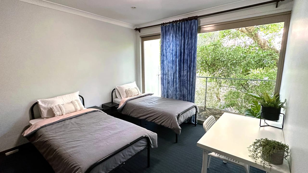 Furnished room in a share house