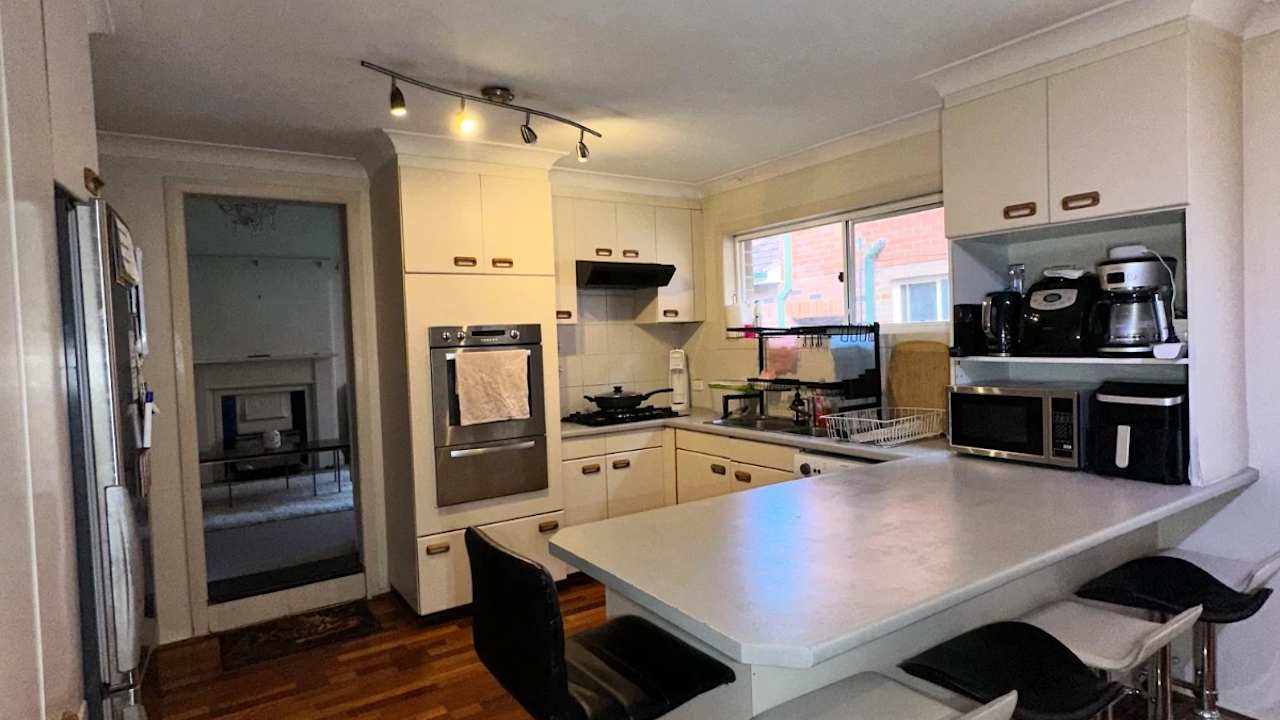 Furnished room in a share house