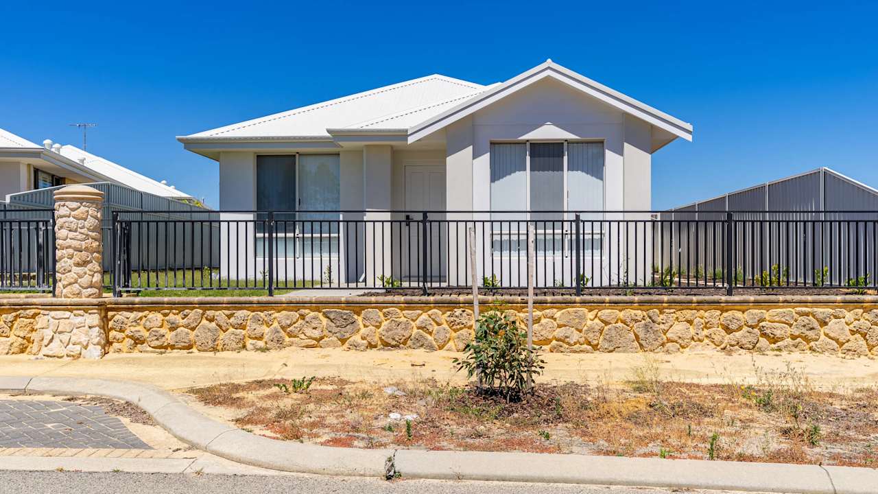 Furnished room with ensuite in a share house