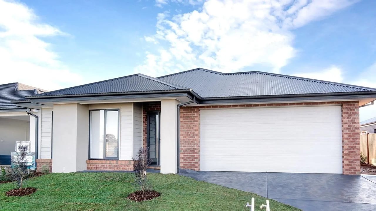 Whole property with 4 rooms for rent