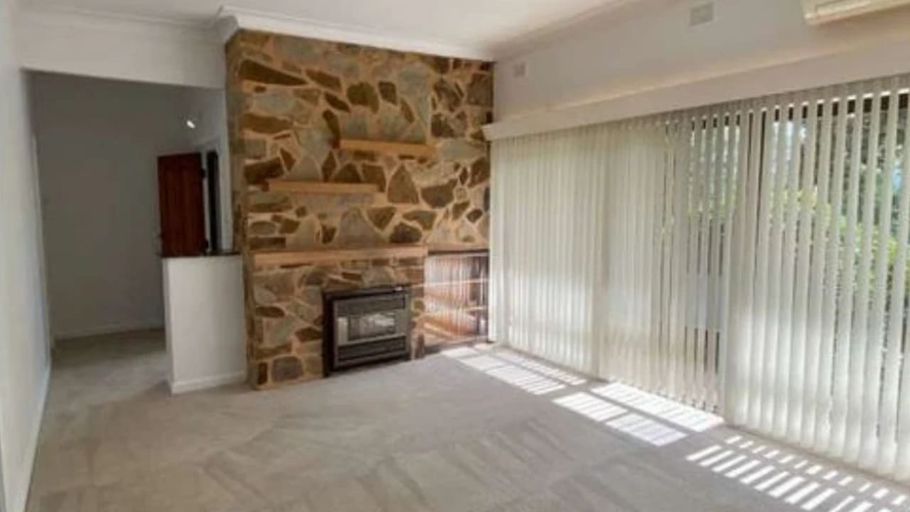 Room in a share house