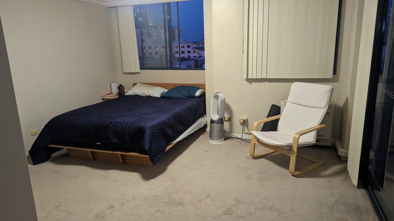 Furnished room with ensuite in a flatshare