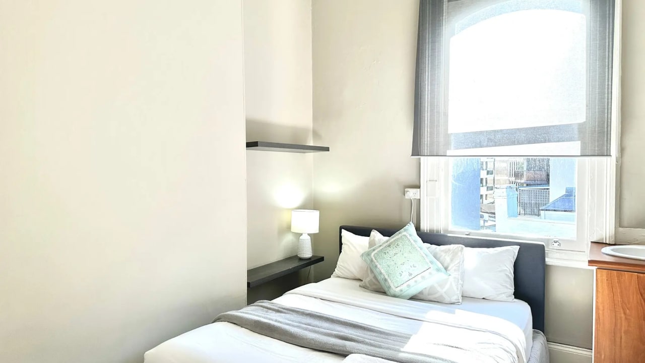 Furnished room in a share house