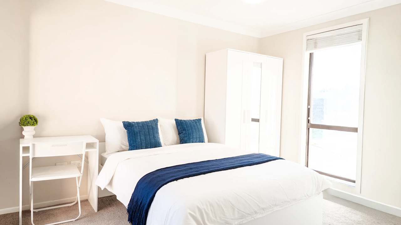 Furnished room in a share house