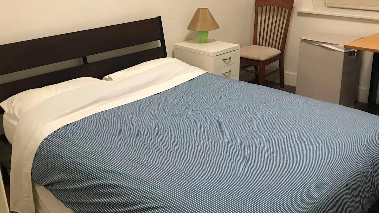 Furnished room in a share house