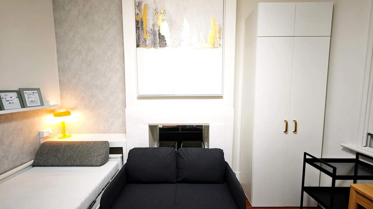 Furnished room in a share house