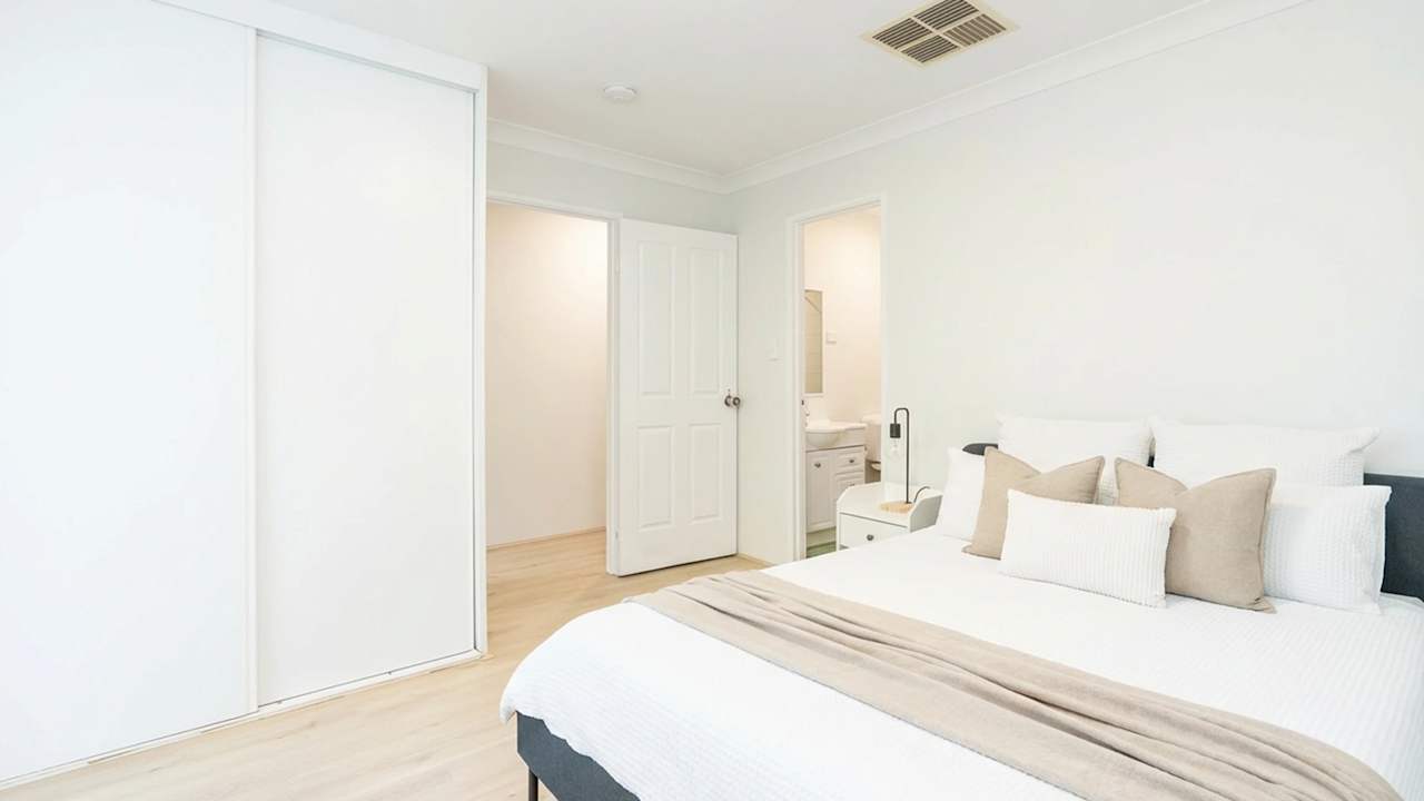 Furnished room with ensuite in a share house