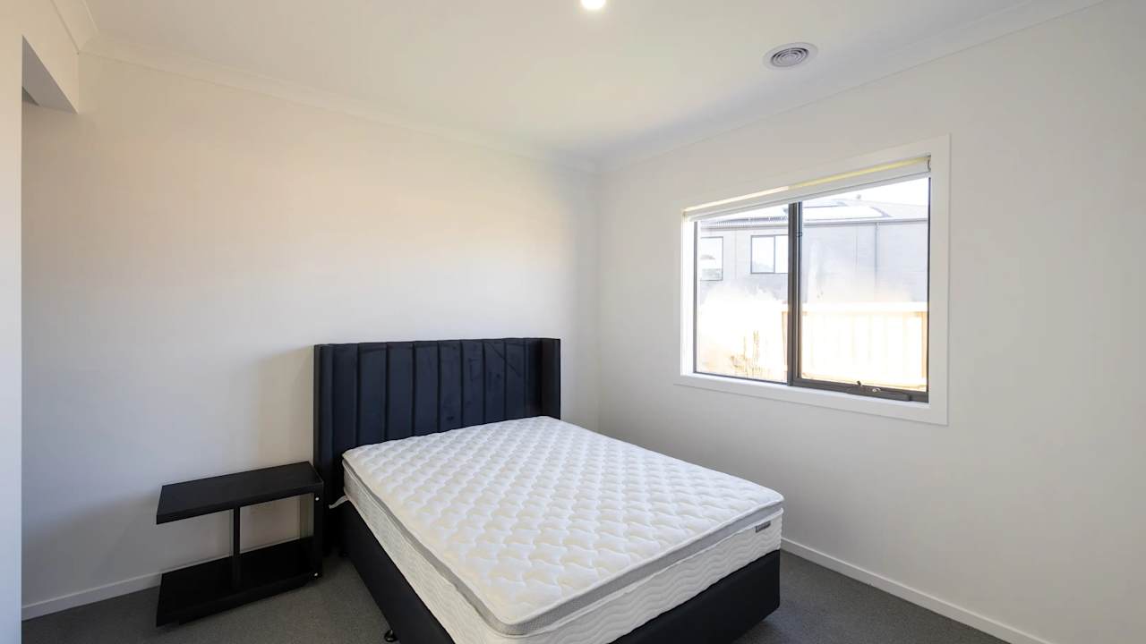 Furnished room with ensuite in a share house
