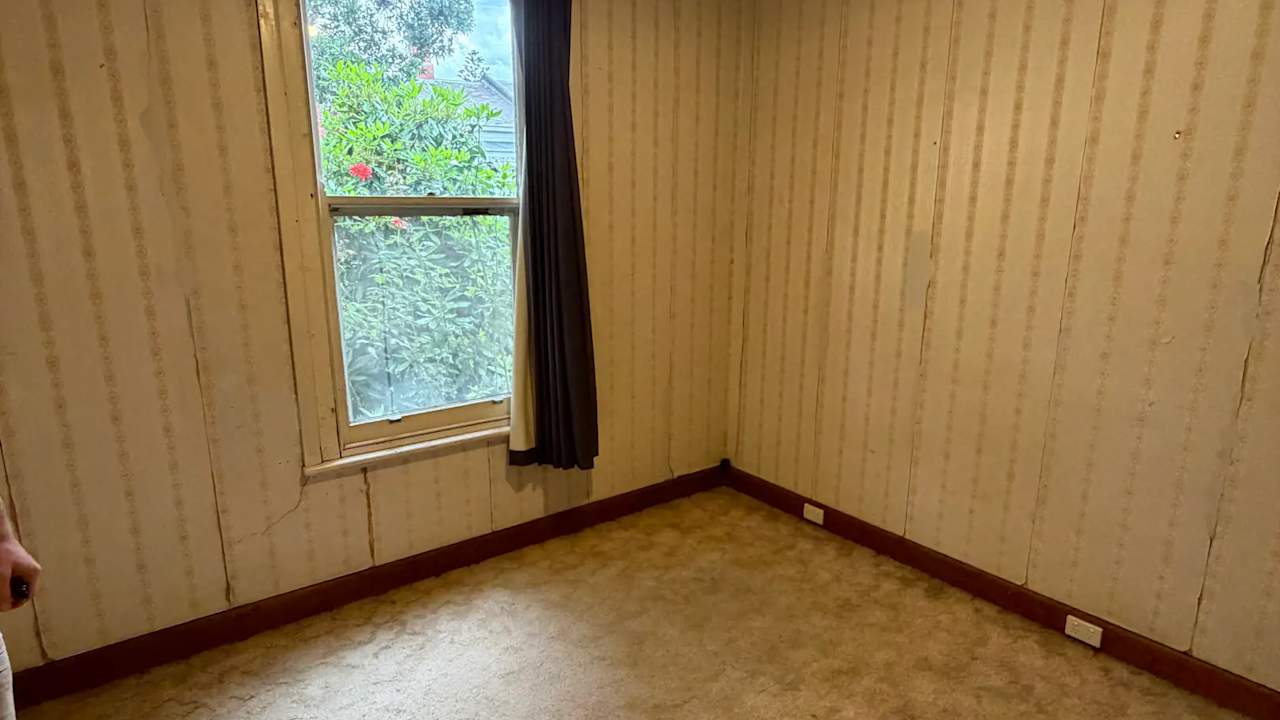 Unfurnished room in a share house