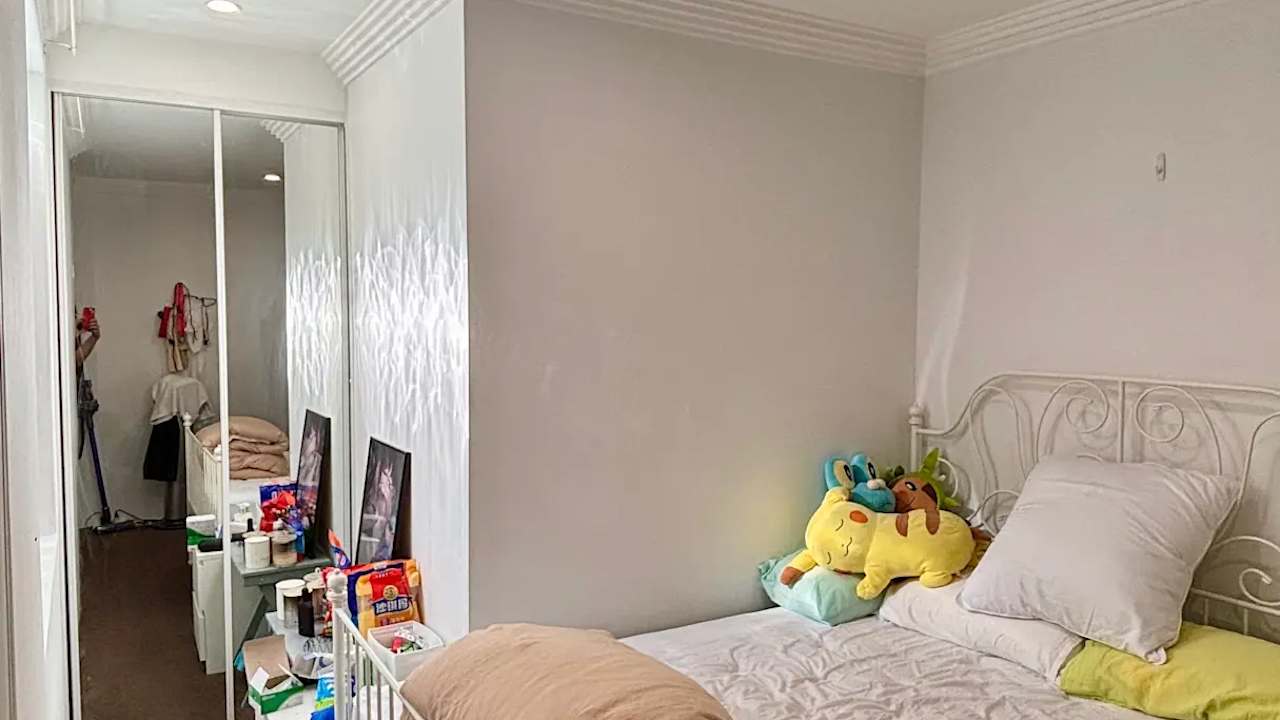 Furnished room with own bathroom
