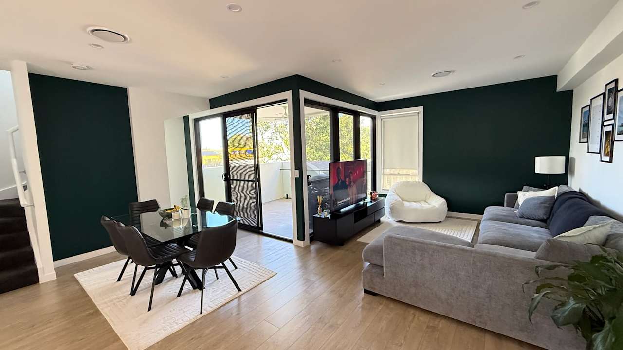 Room in a share house