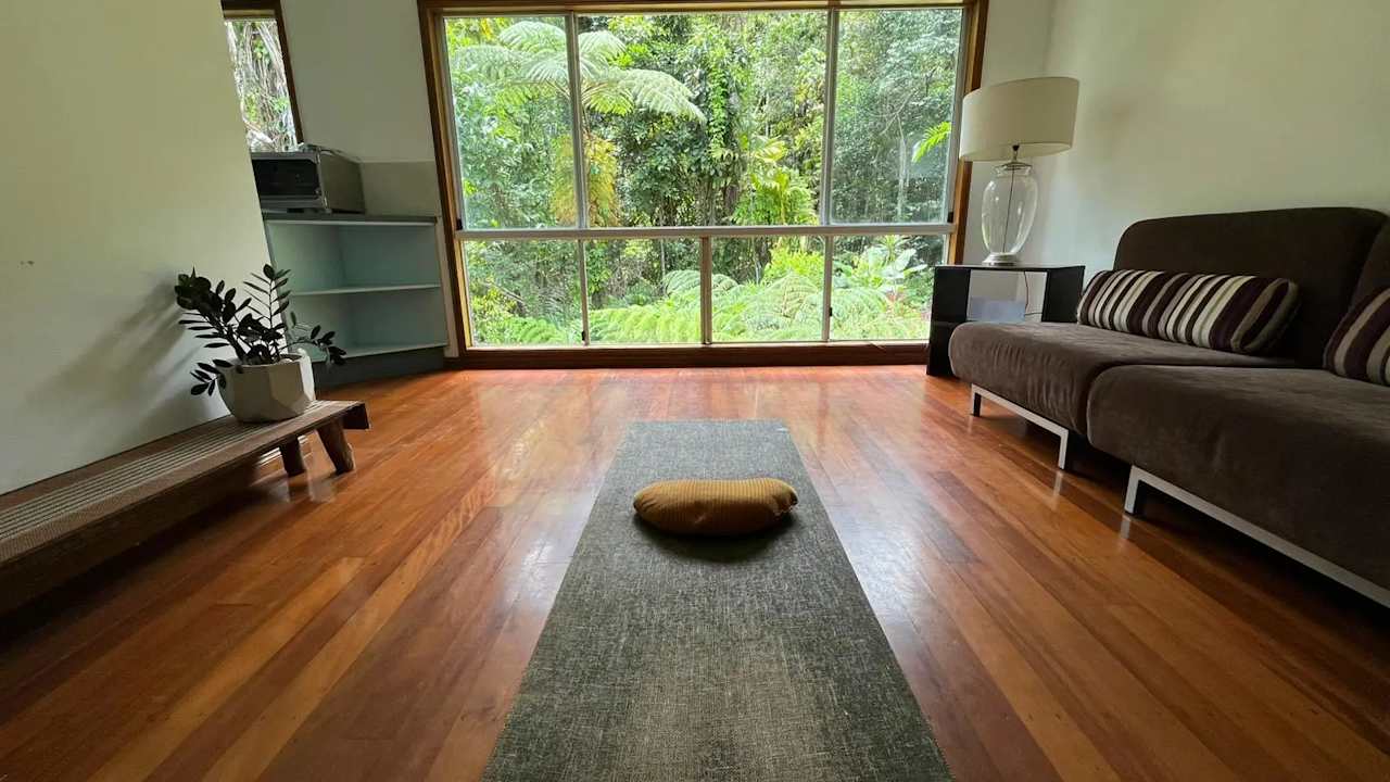 Furnished room with ensuite in a share house