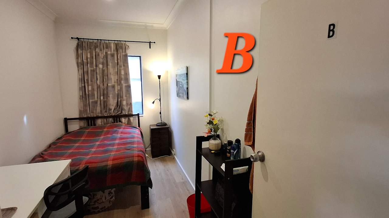 Furnished room in a share house