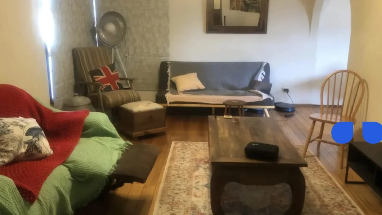 Furnished room in a share house