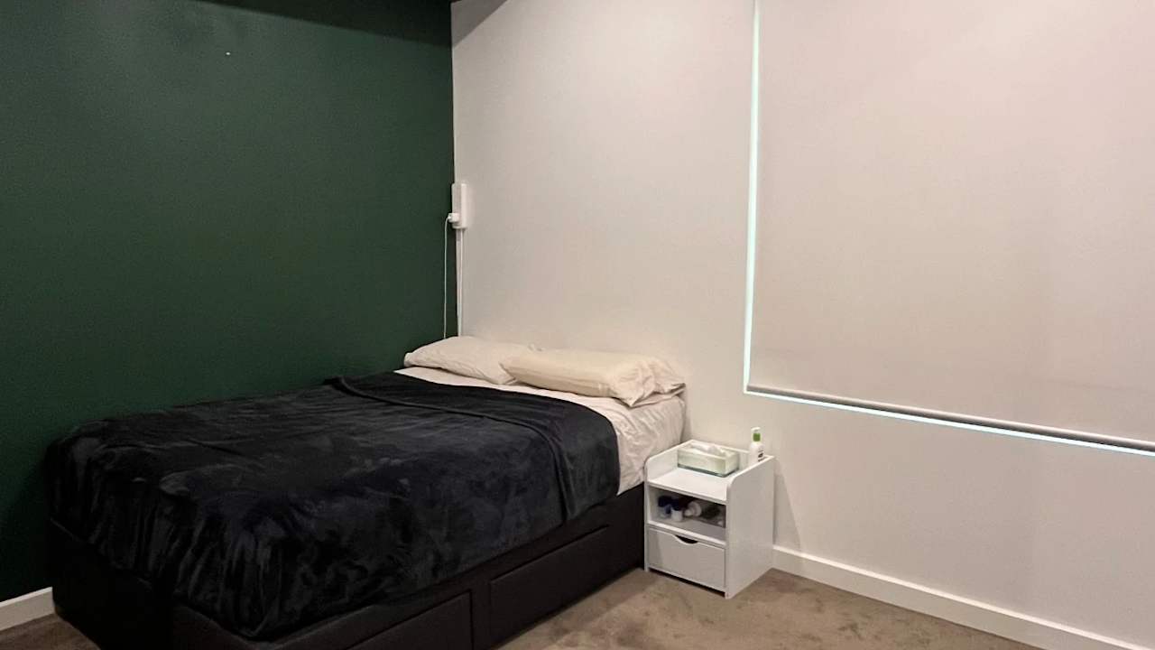 Furnished room with own bathroom