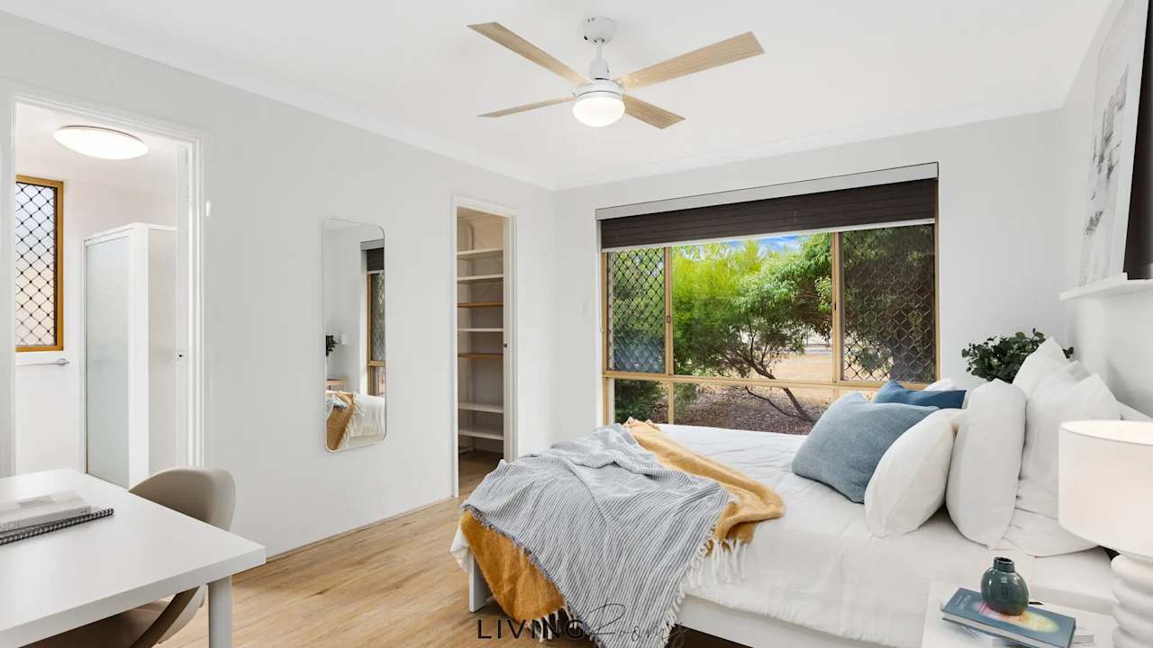 Furnished room with ensuite in a share house