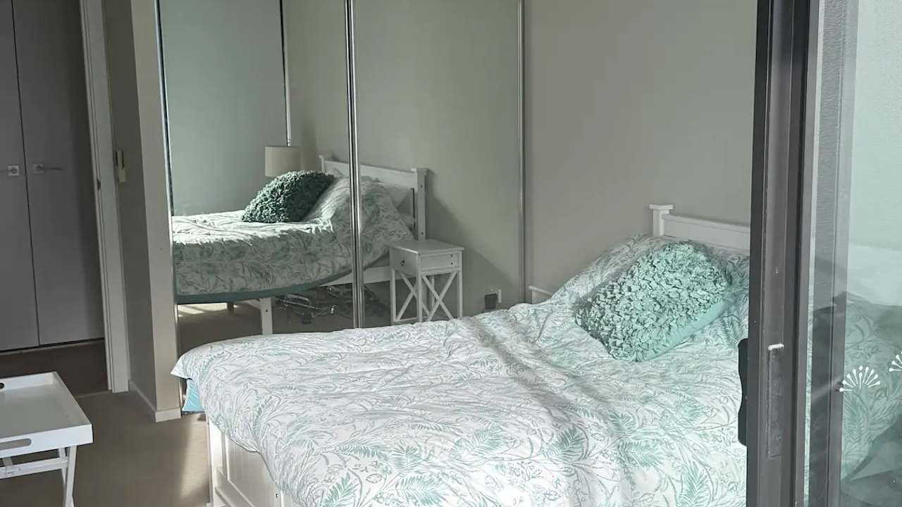 Furnished room with own bathroom
