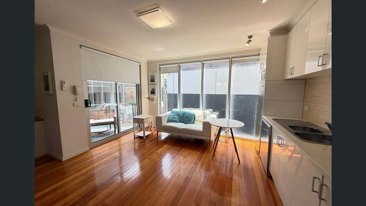 Whole property with 2 rooms for rent