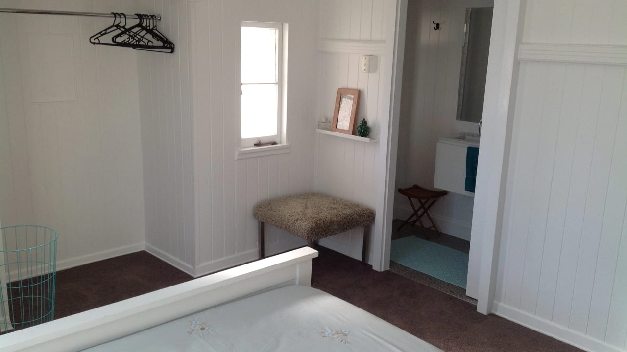 Room with ensuite in a share house