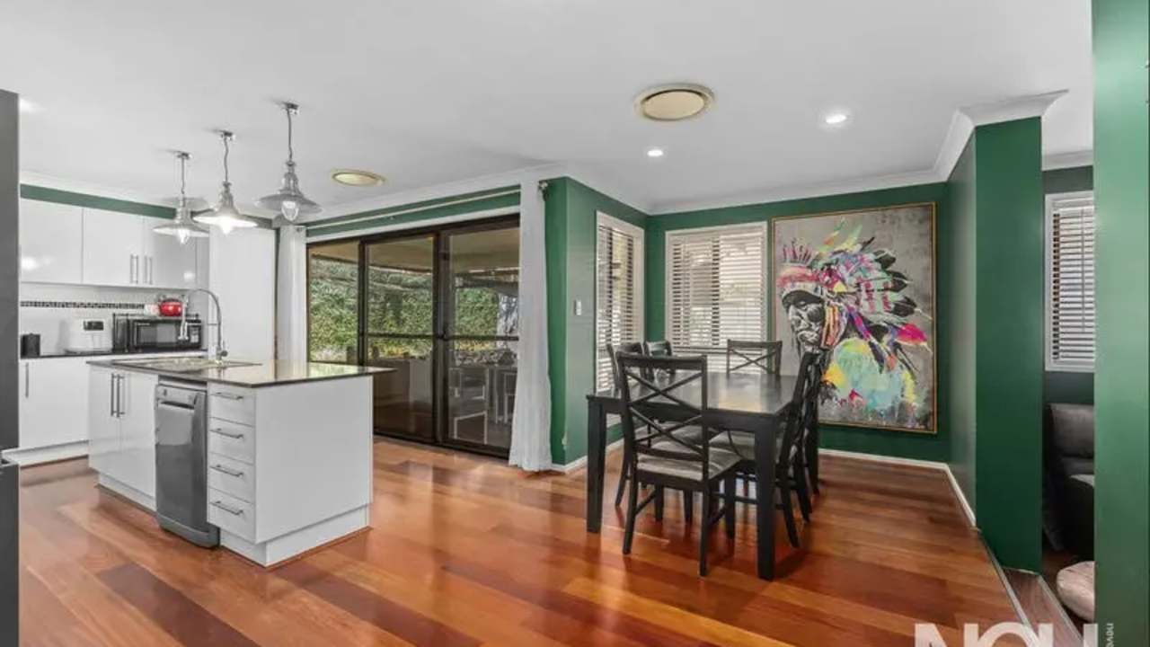 Room in a share house