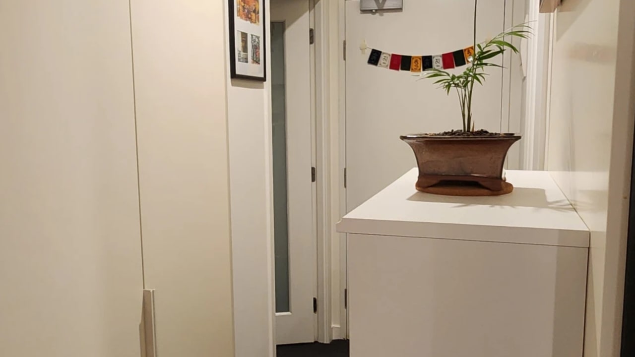Furnished room in a flatshare