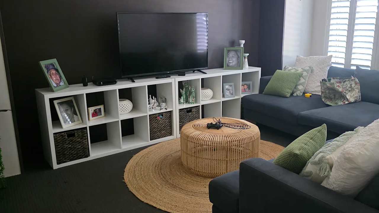 Room in a share house