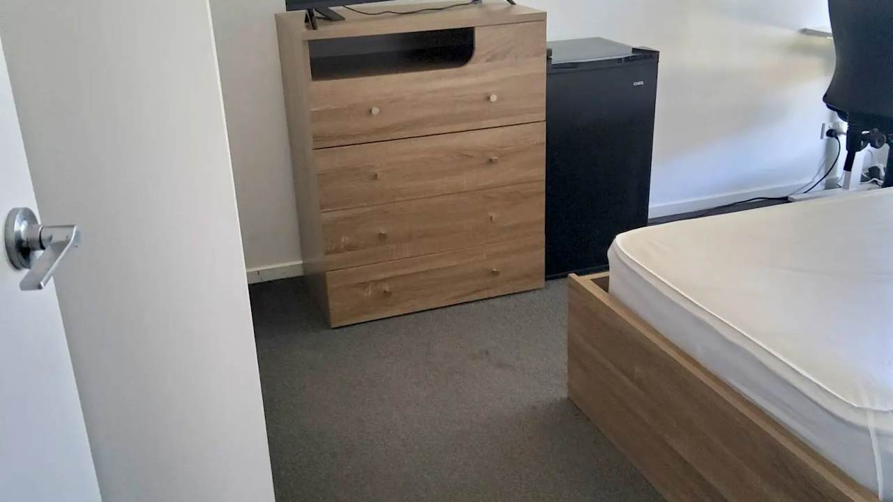 Furnished room in a share house